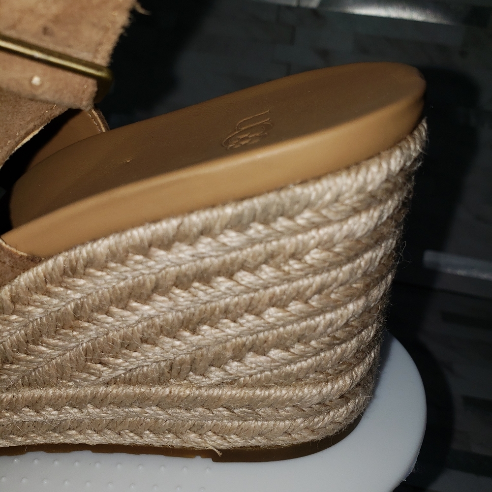 Ugg Camilla Suede Bow Espadrille Sandal - Picture 12 of 13